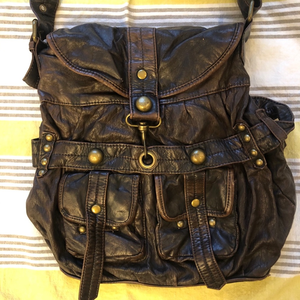 Crossbody bag made for traveling!! Nordstrom BP.